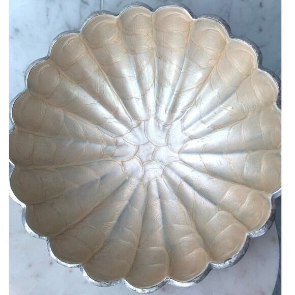 JULIA KNIGHT Peony 8.5” Round Bowl Buttercream Mother of Pearl Scalloped VGUC - Picture 1 of 11